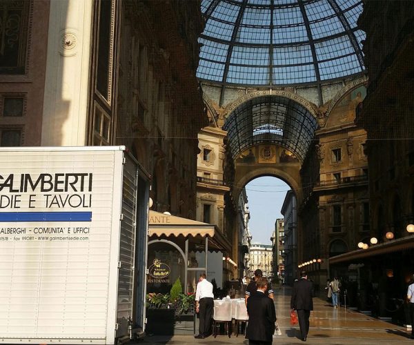 Fornitura-Sedie-ristorante-Galleria-Milano