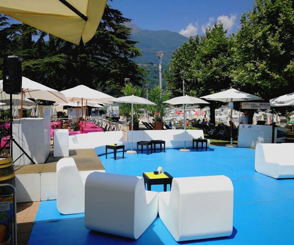 mobili-per-giardino-lago-di-como