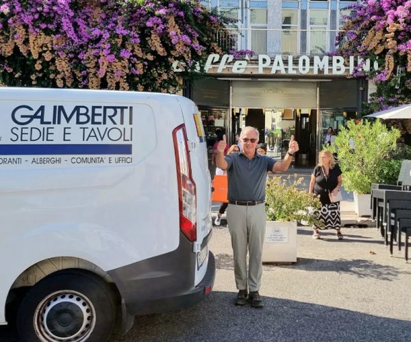 fornitura-sedie-per-caffe-palombini-a-roma
